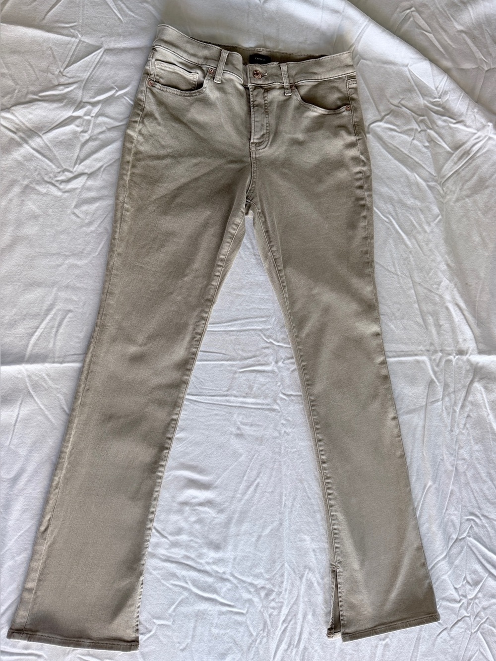 EXPRESS Skyscraper Beige Slim Bootcut Jeans